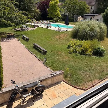 Сasa de vacaciones Maison Avec Piscine - Village Monet