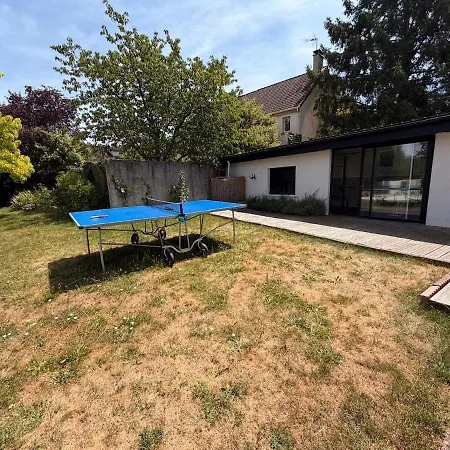 Сasa de vacaciones Maison Avec Piscine - Village Monet